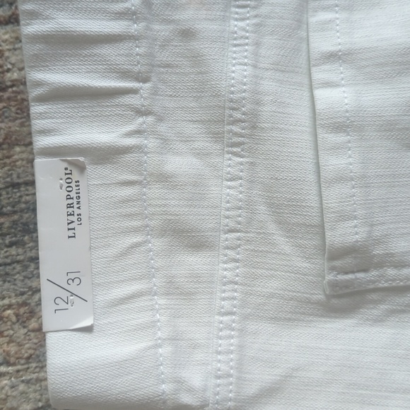 Liverpool Chloe Crops - Picture 5 of 6